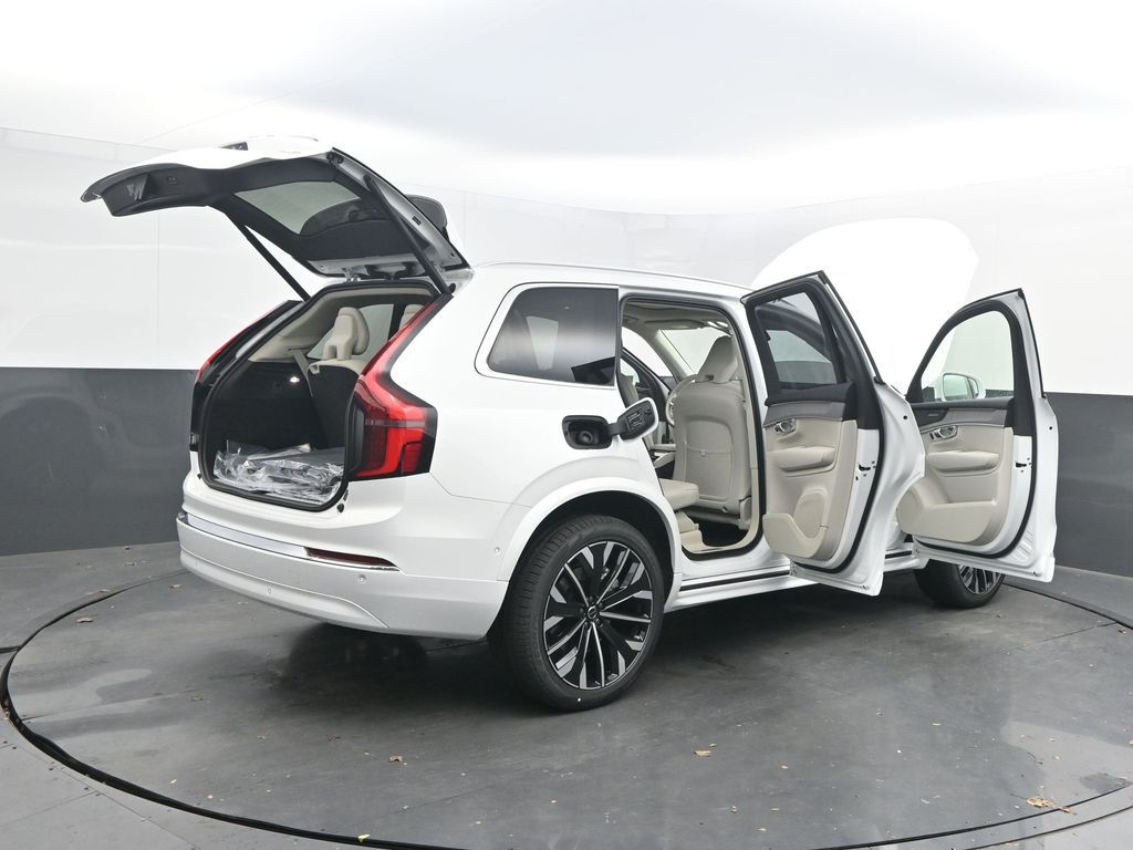 2026 Volvo XC90 Ultra - Photo 39