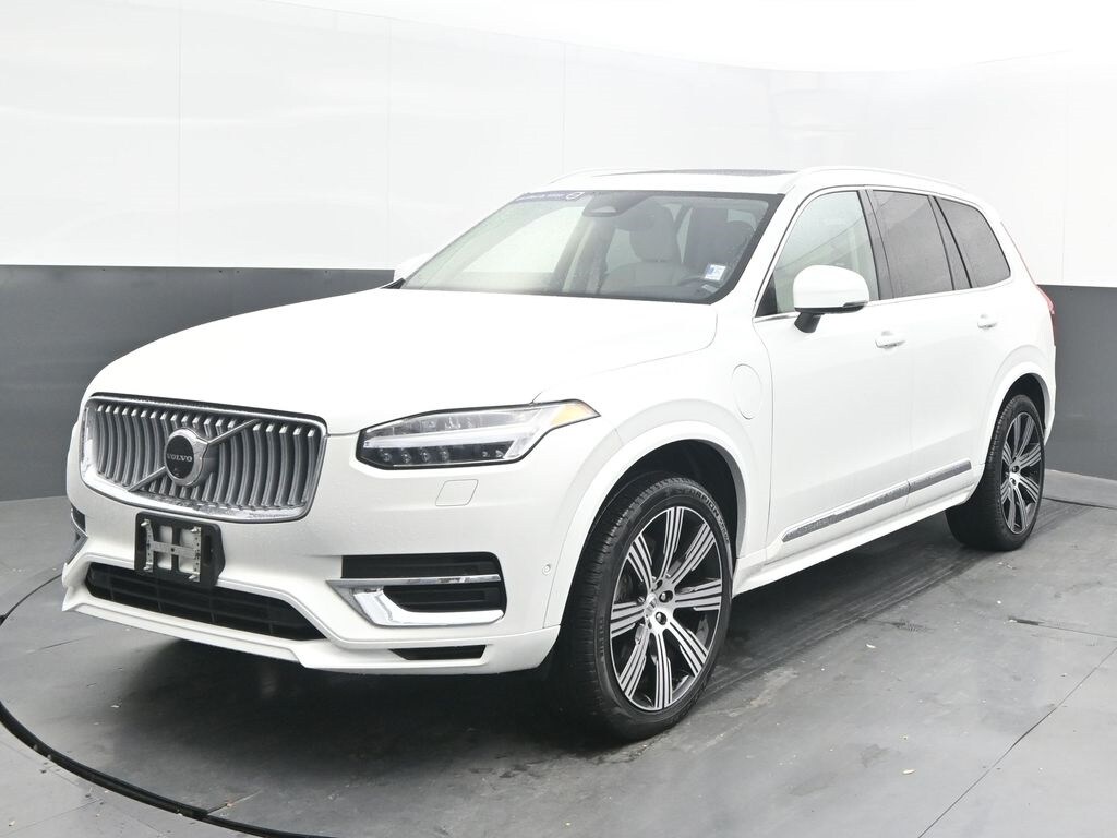2024 Volvo XC90 Recharge T8 Plus photo 2