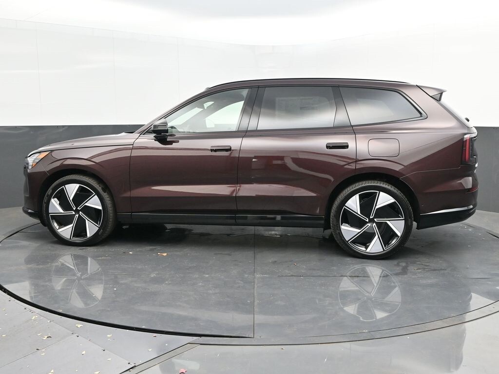 2025 Volvo EX90 Twin Motor Performance Ultra photo 3