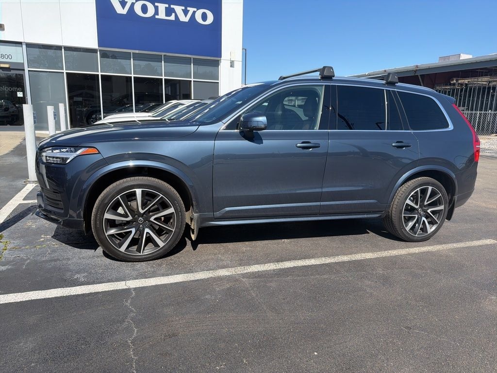 Used 2022 Volvo XC90 T6 Momentum SUV