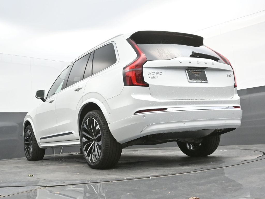 2026 Volvo XC90 Ultra - Photo 50