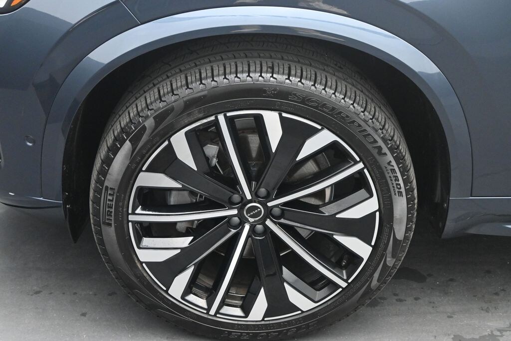 Certified 2026 Volvo XC90 B6 Ultra SUV