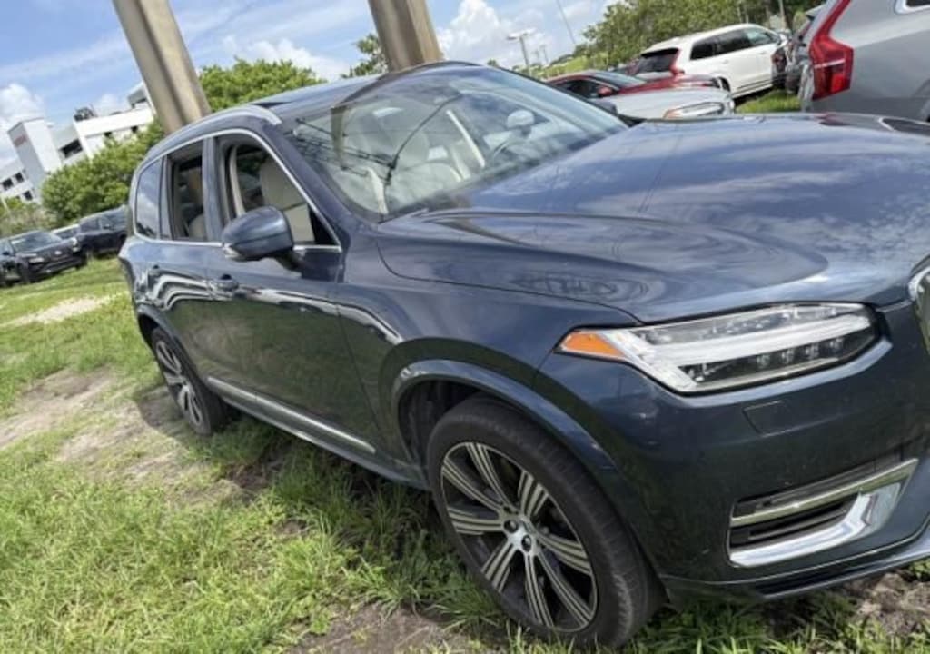 Certified 2025 Volvo XC90 Plug-In Hybrid T8 Plus SUV
