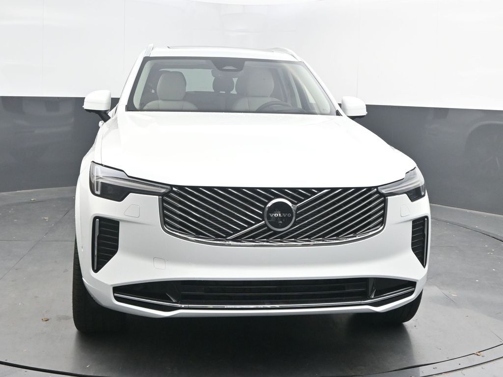 2026 Volvo XC90 Ultra - Photo 10