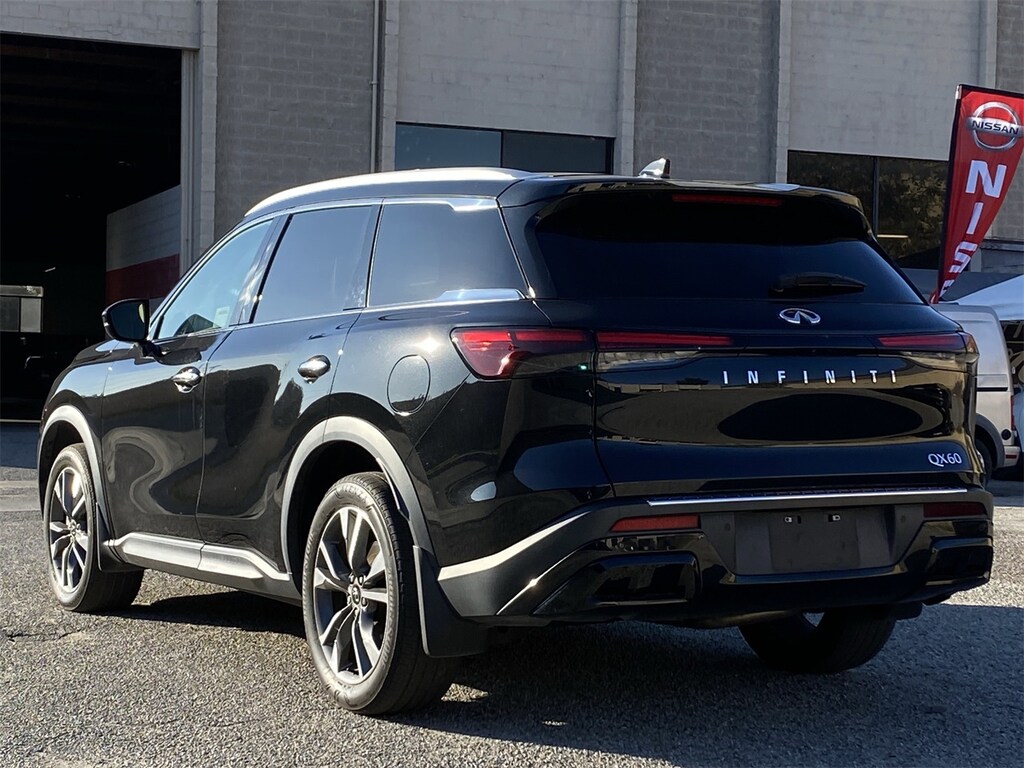 Certified 2023 INFINITI QX60 LUXE SUV