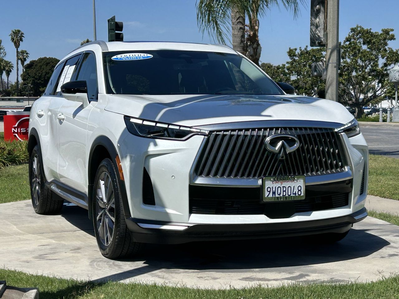 2026 INFINITI QX60 Luxe photo 2