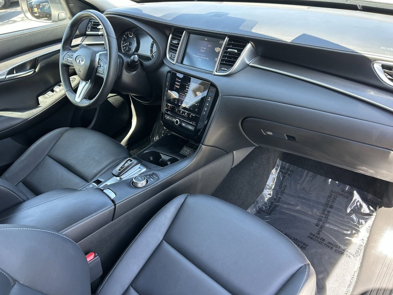 2023 INFINITI QX50 Pure photo 3