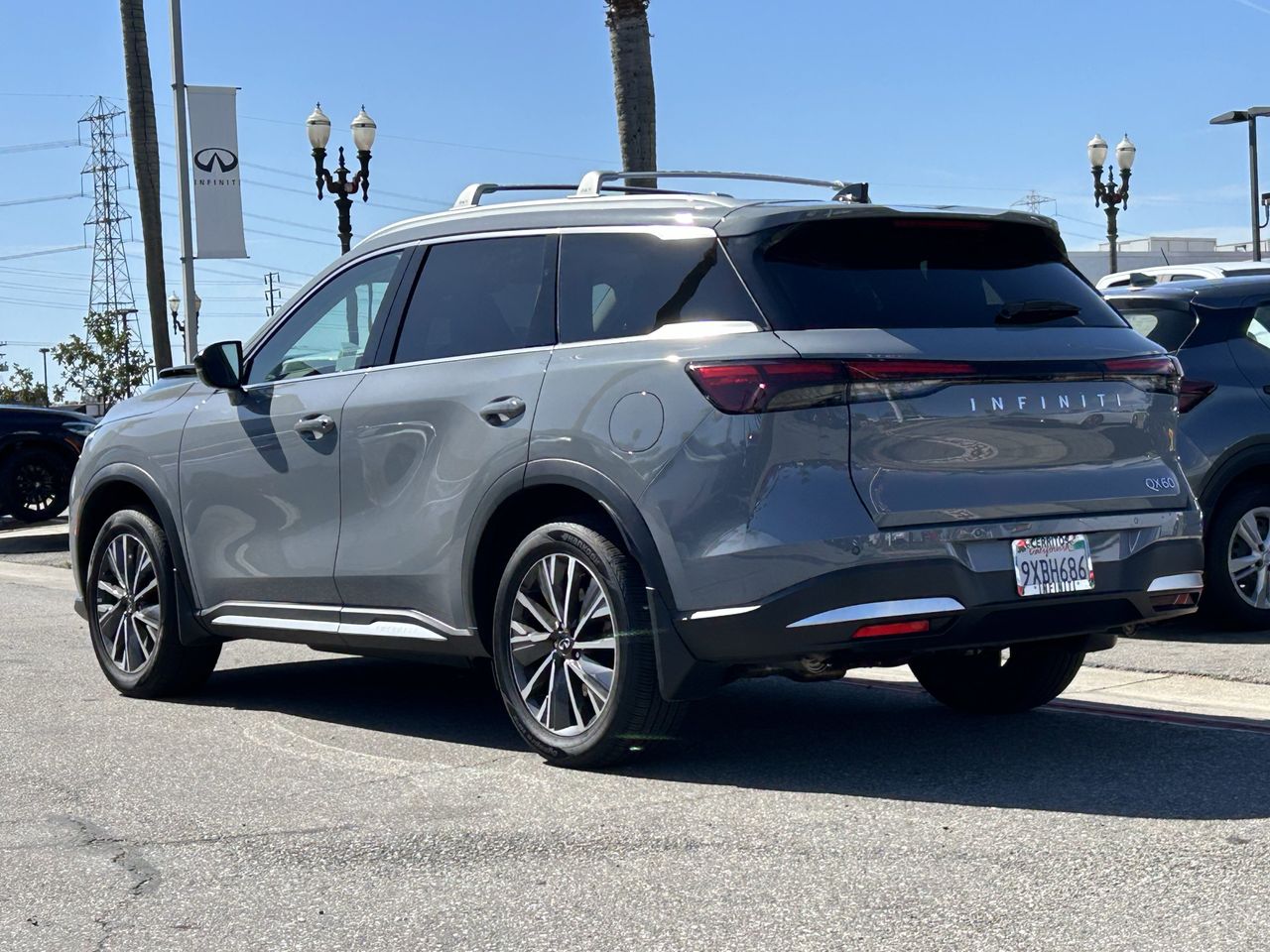 2026 INFINITI QX60 Luxe photo 3