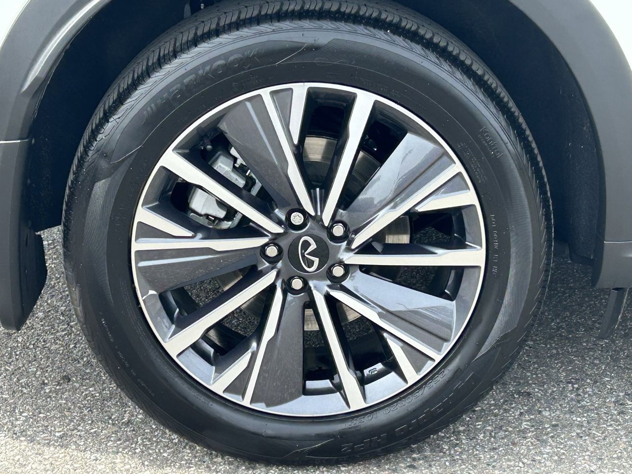 2026 INFINITI QX60 Luxe photo 5