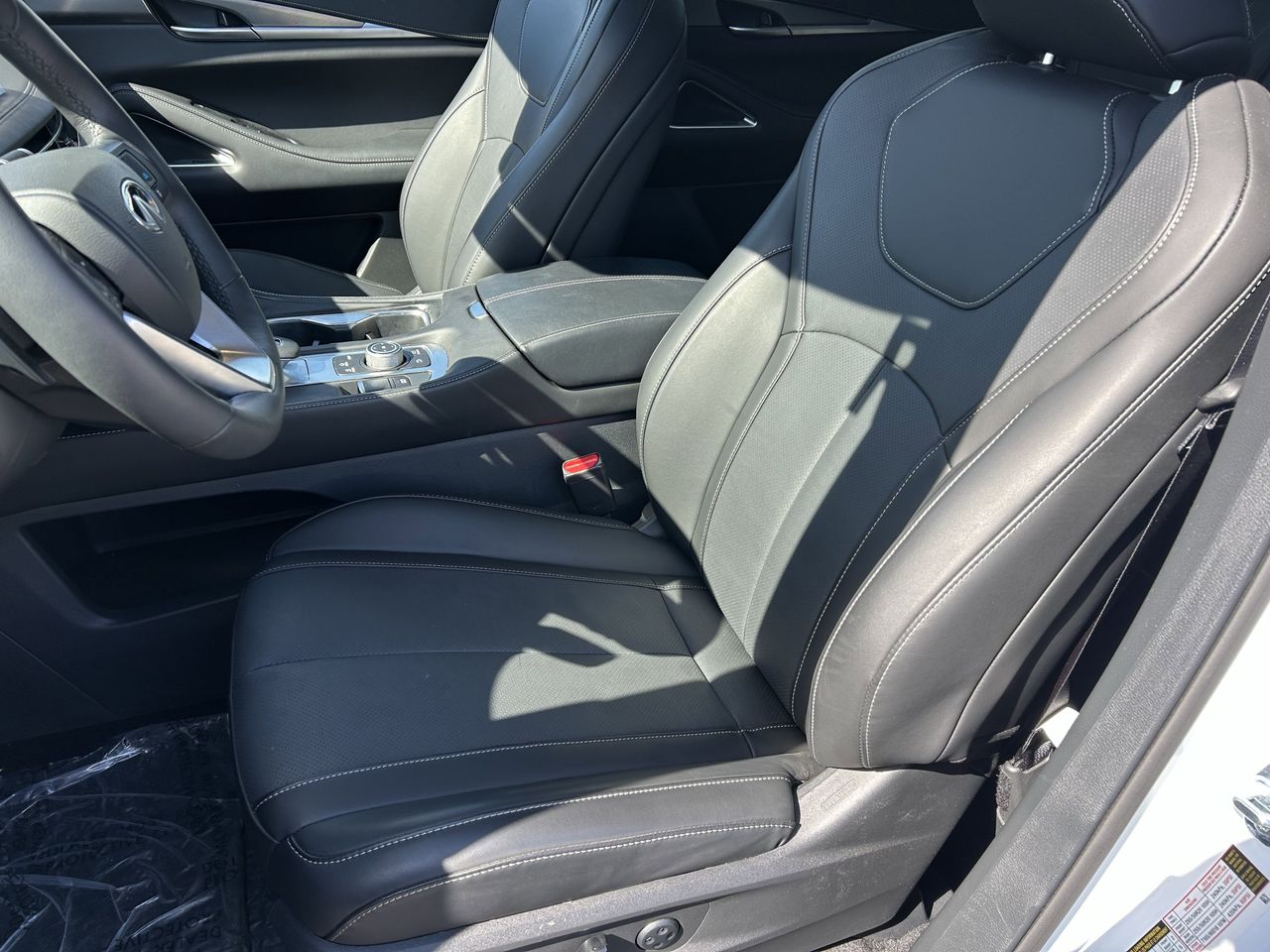 2026 INFINITI QX60 Luxe photo 5