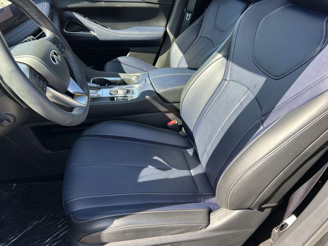 2026 INFINITI QX60 Sport photo 5