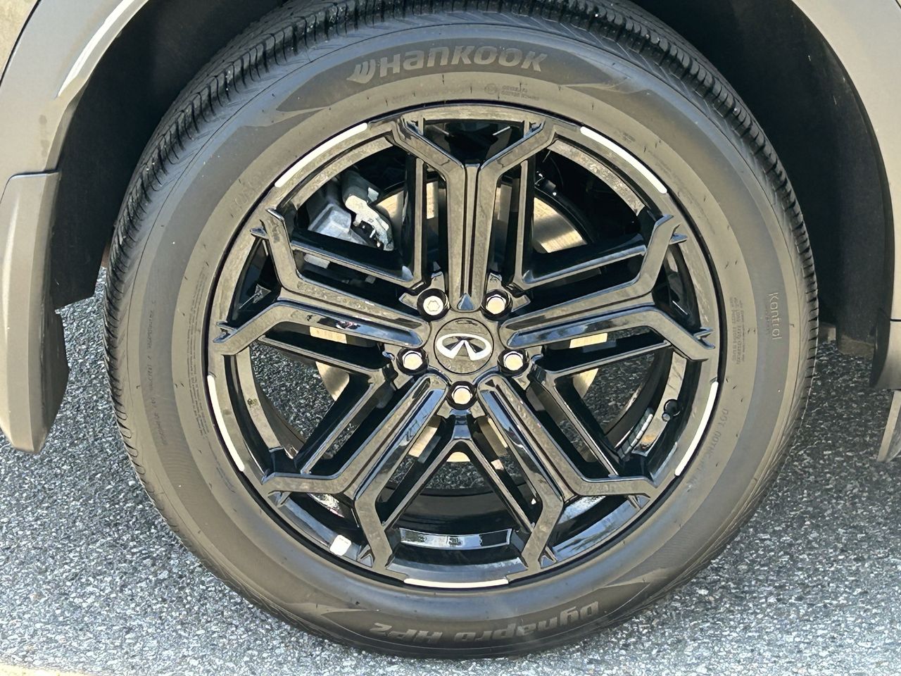 2026 INFINITI QX60 Sport photo 6