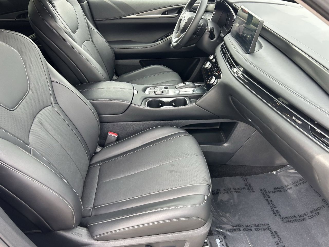 2026 INFINITI QX60 Luxe photo 3