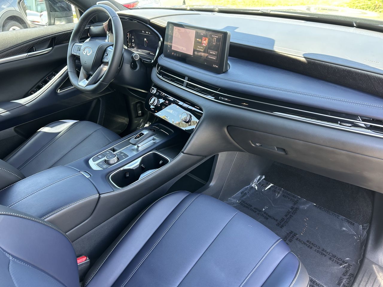 2026 INFINITI QX60 Sport photo 3