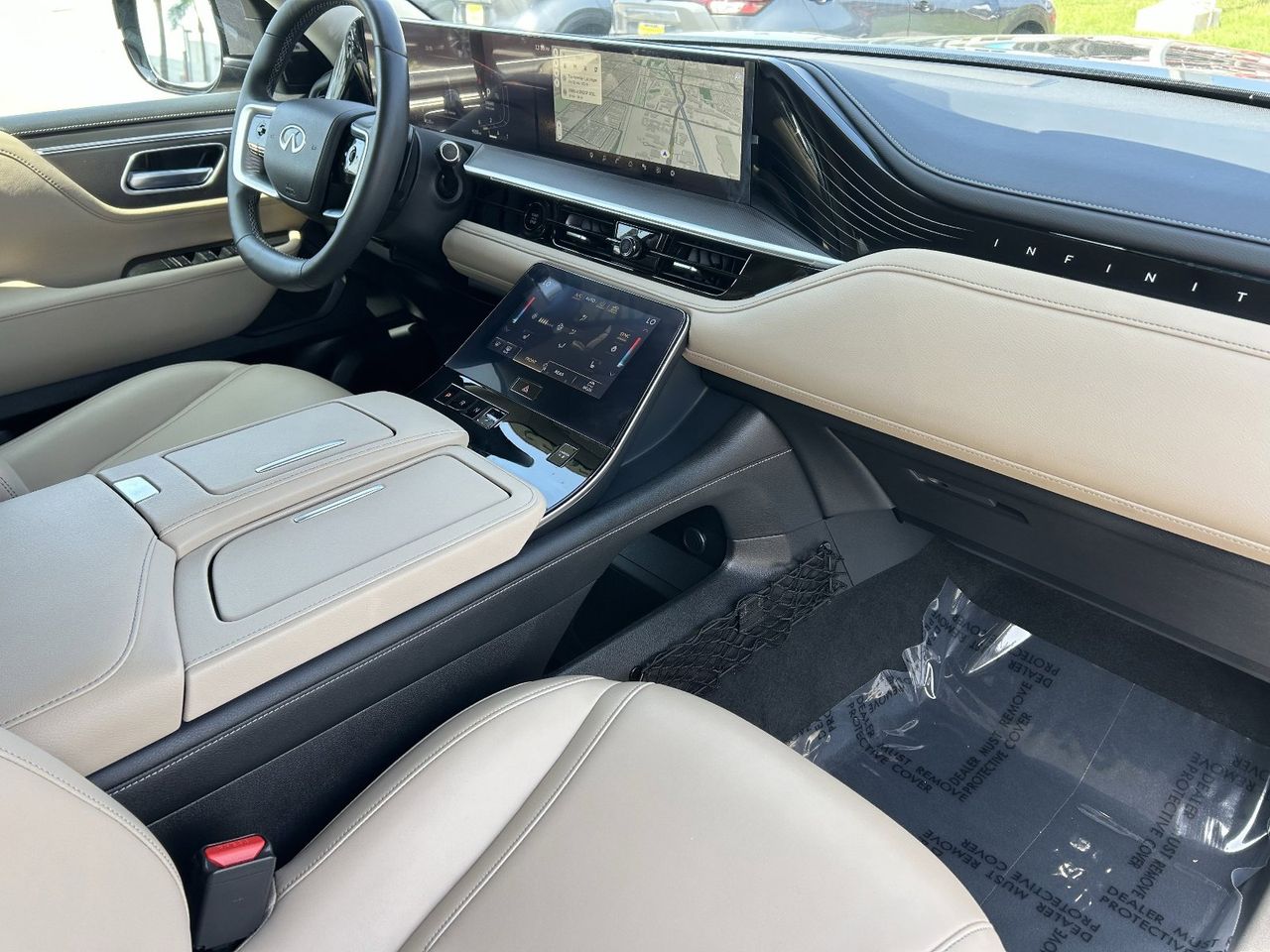 2025 INFINITI QX80 Pure photo 3