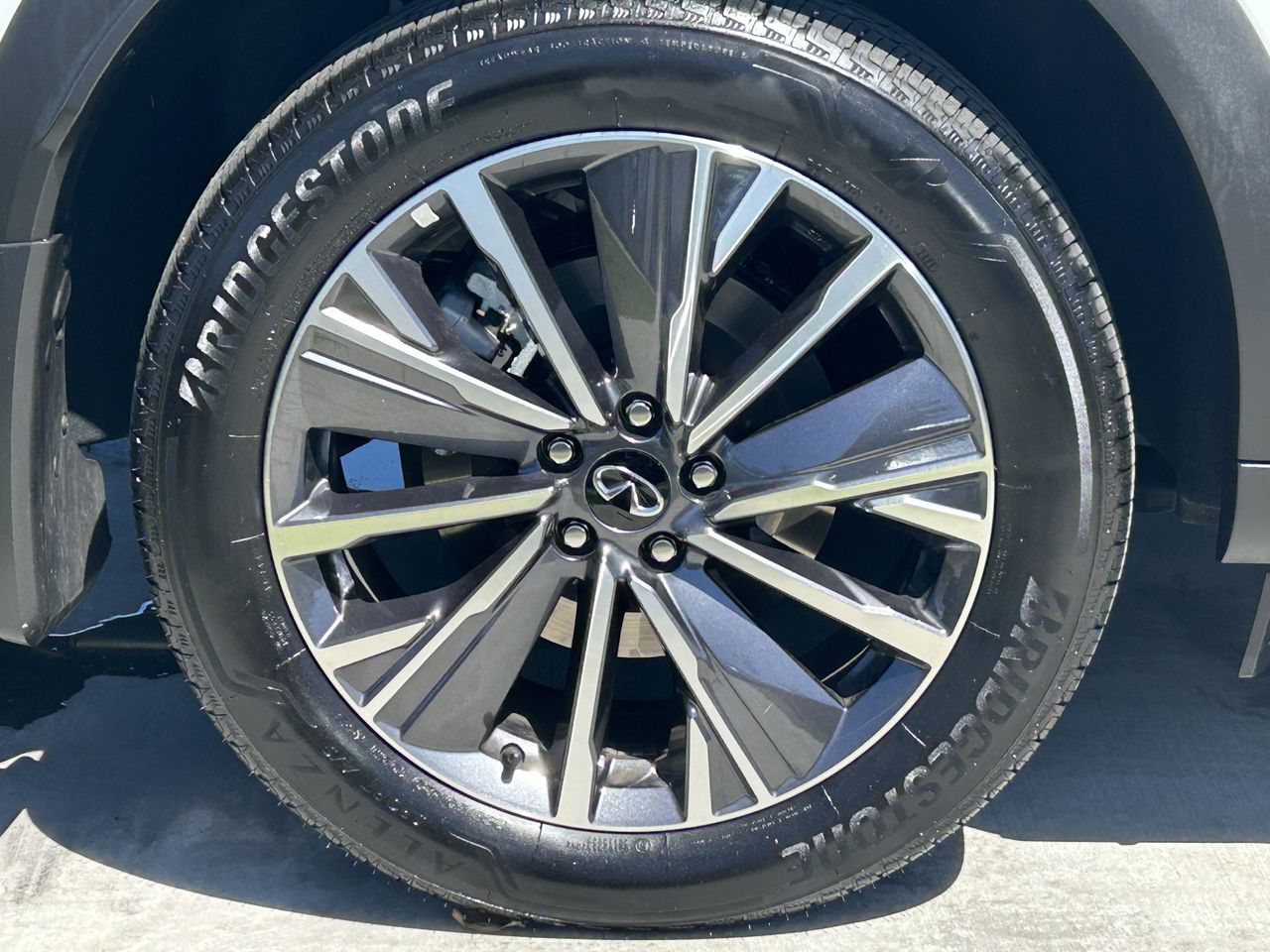 2026 INFINITI QX60 Luxe photo 6