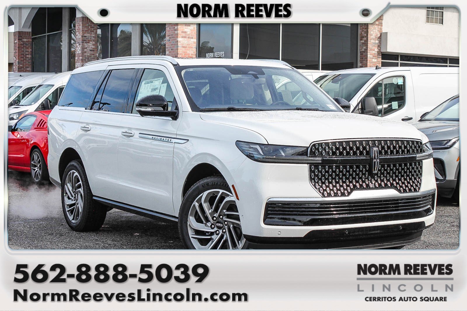 2025 Lincoln Navigator Reserve's photo