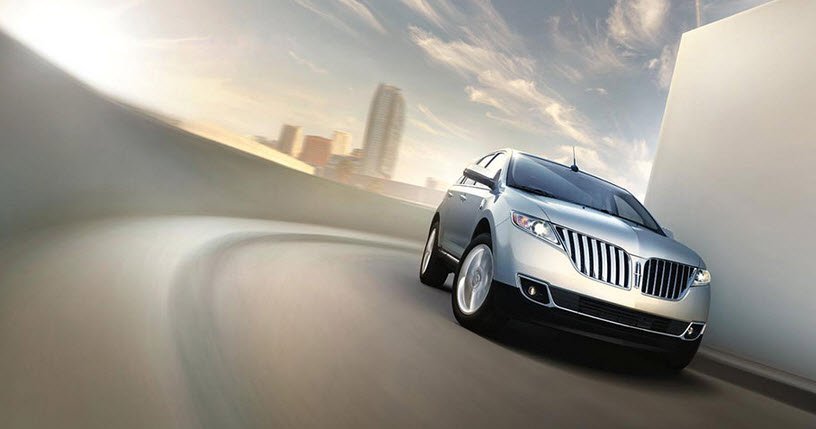 Lincoln MKX Comparisons