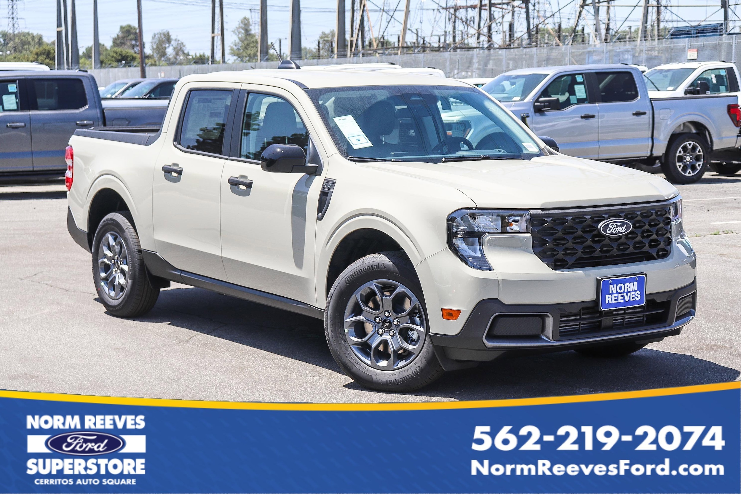 2025 Ford Maverick XLT's photo