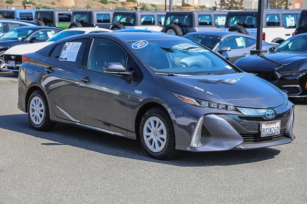 Used 2021 Toyota Prius Prime LE LE
