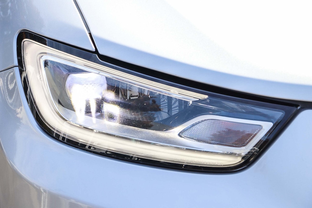 Used 2024 Chrysler Pacifica Touring L Touring L FWD