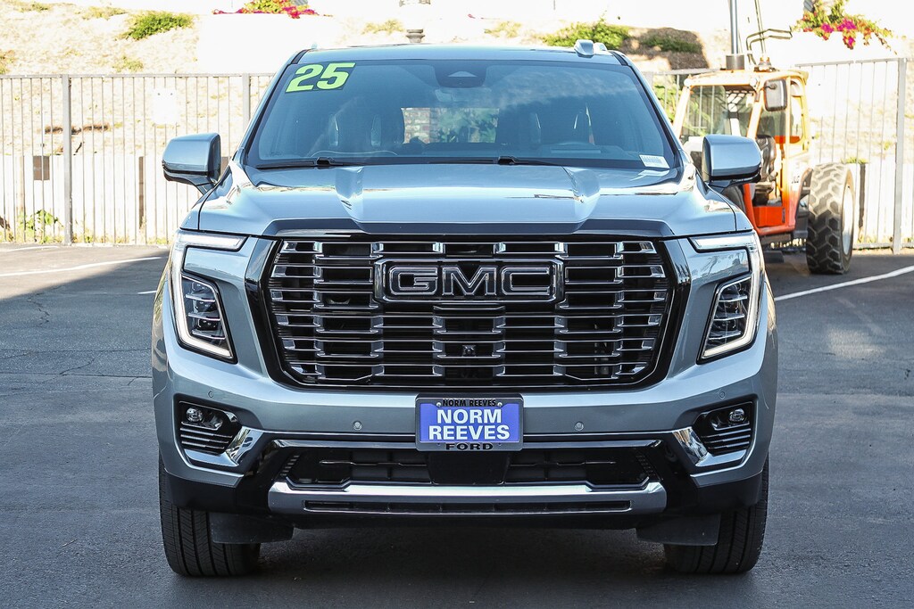 Used 2025 GMC Yukon XL Denali Ultimate 4WD Denali Ultimate