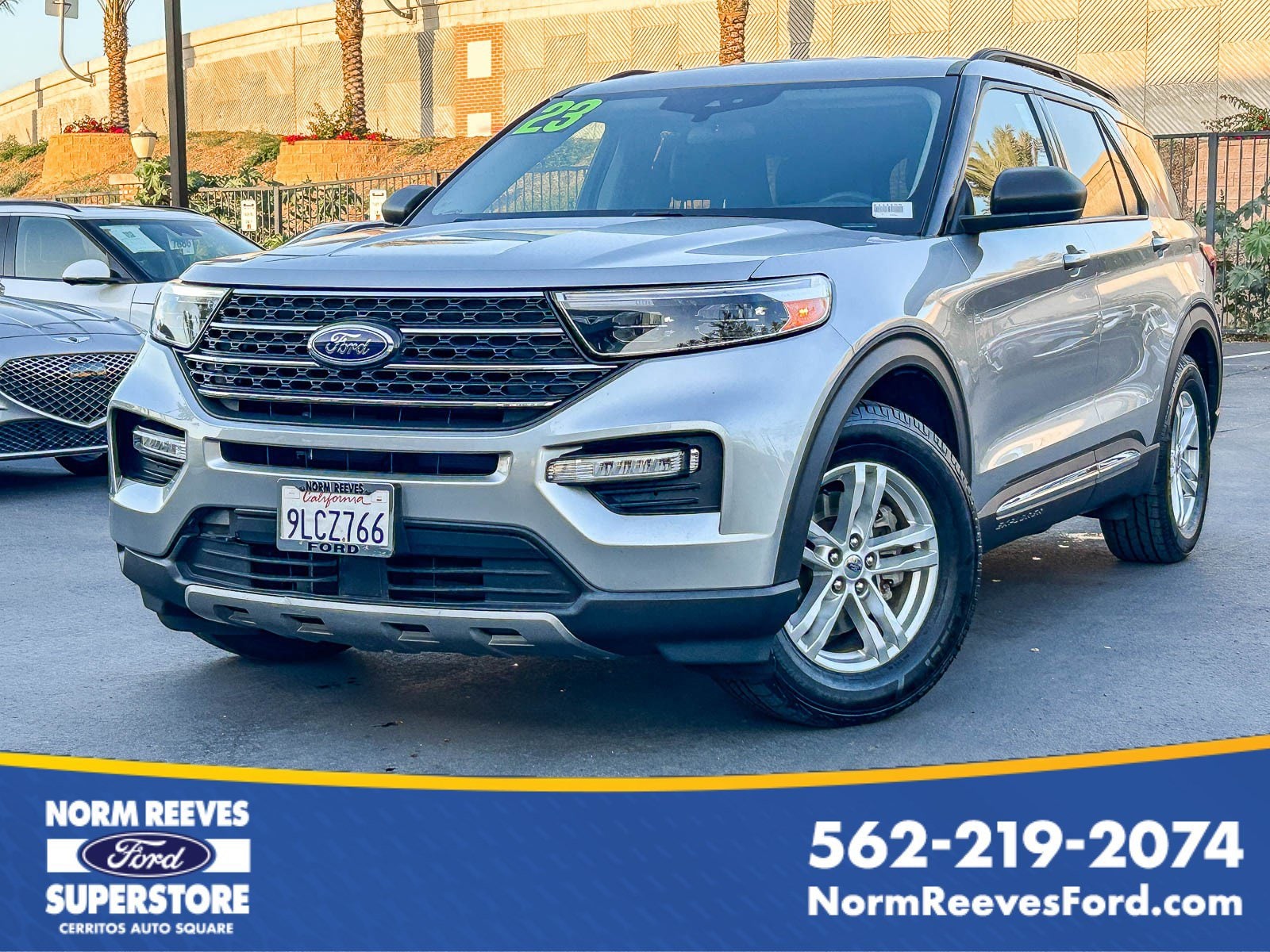 2023 Ford Explorer XLT RWD's photo