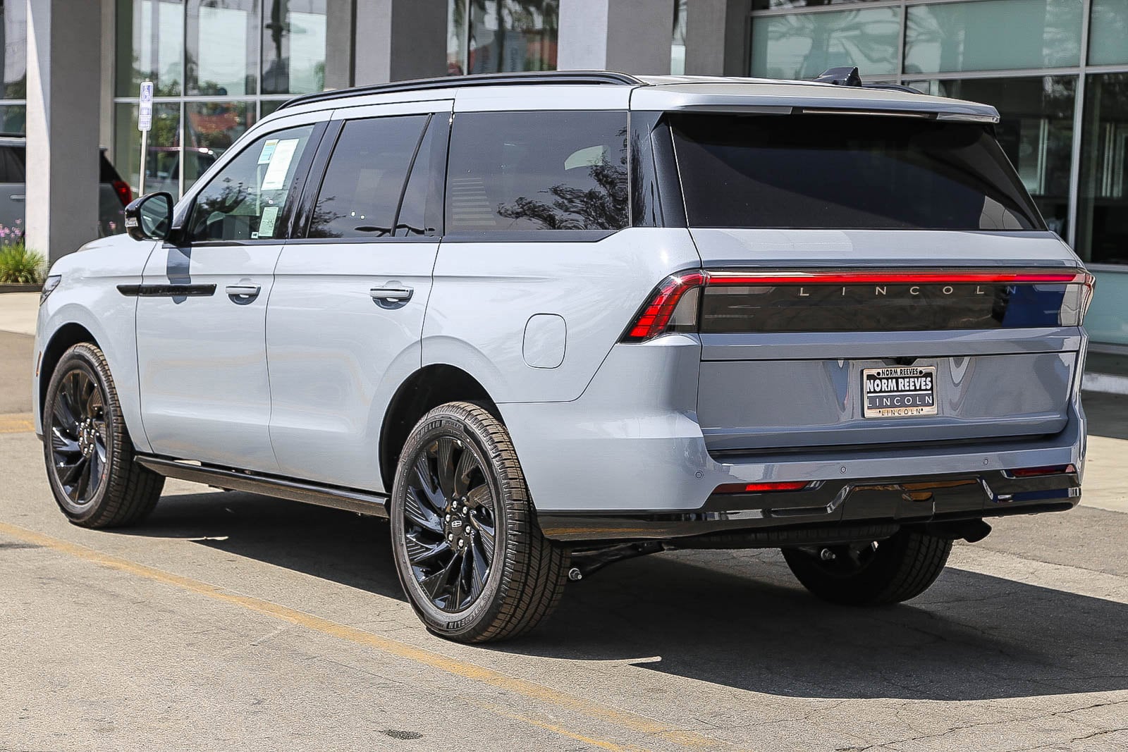 2026 Lincoln Navigator Reserve - Photo 8