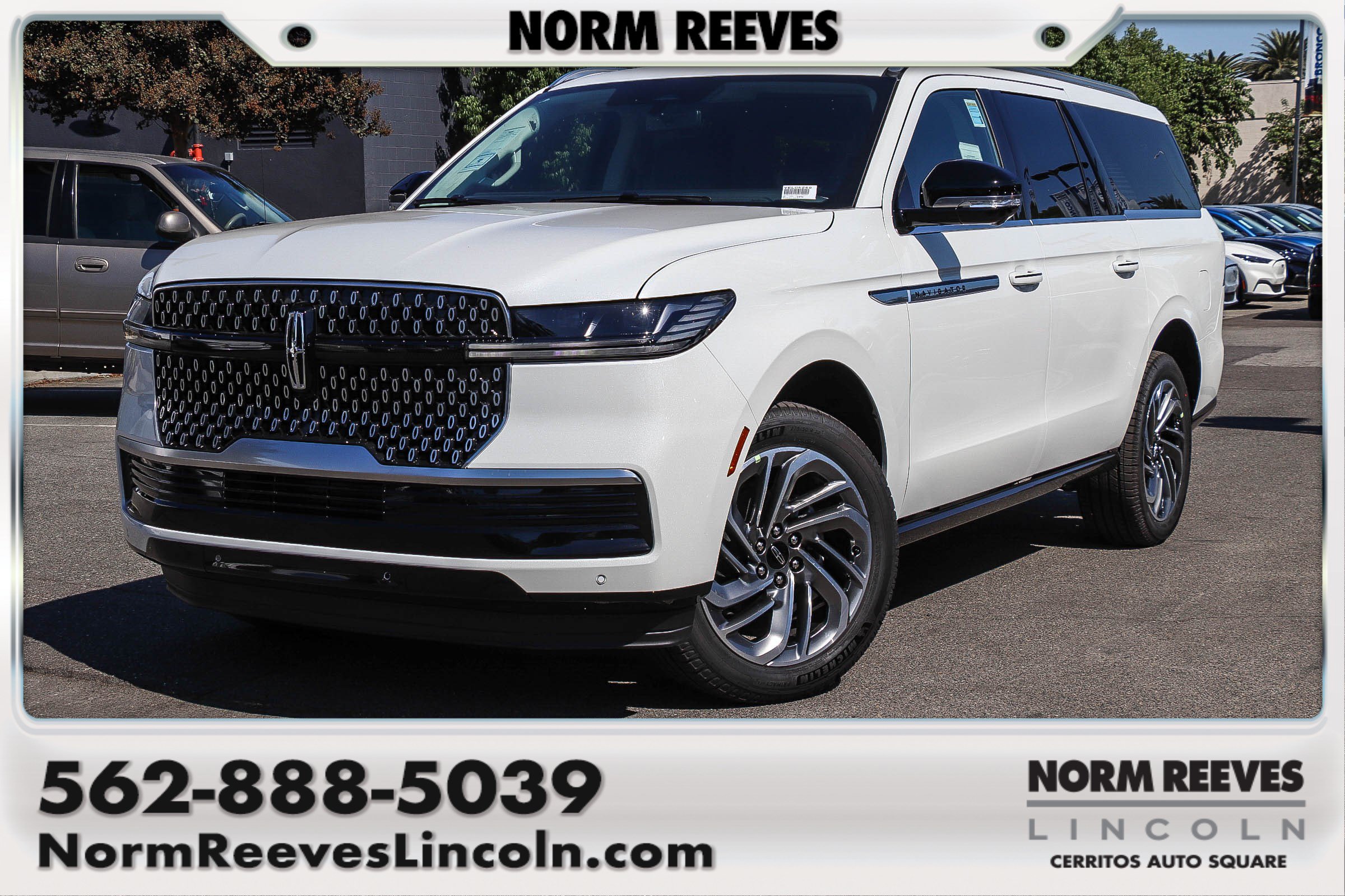 2027 Lincoln Navigator