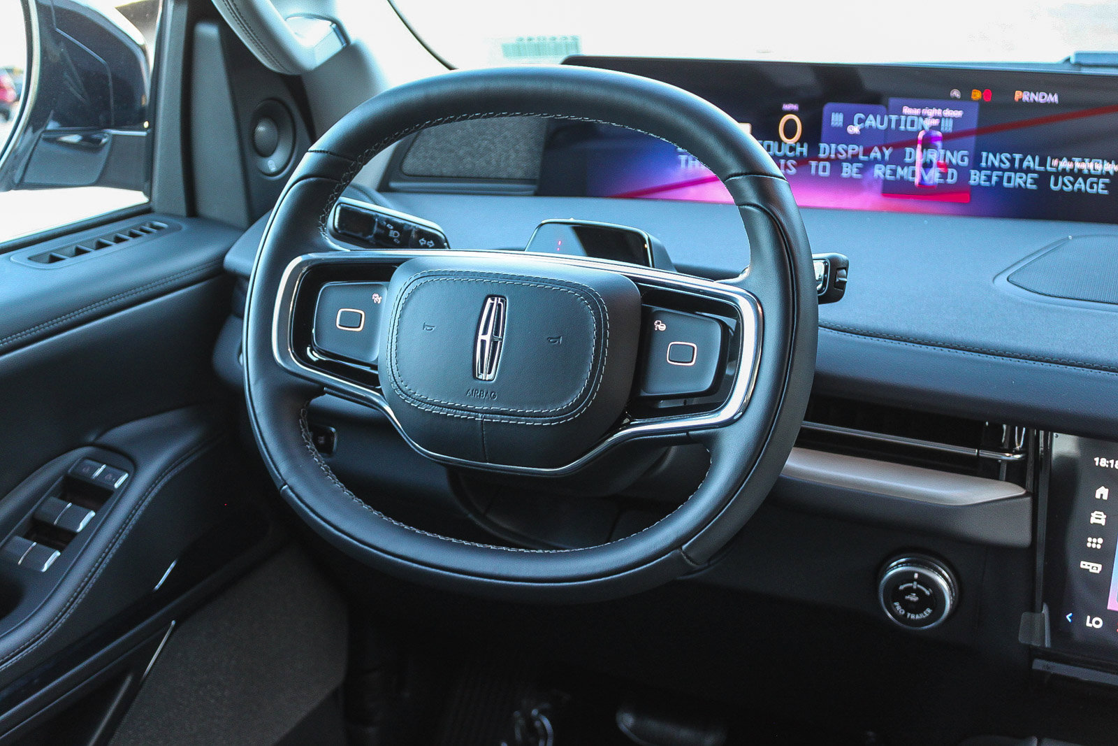 2026 Lincoln Navigator Reserve L - Photo 18