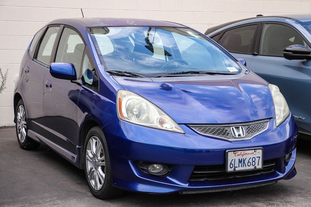 Used 2010 Honda Fit Sport HB Auto Sport