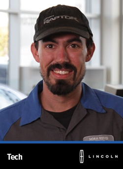 Staff member Nathanael Jancke from f60d6bdca4bd