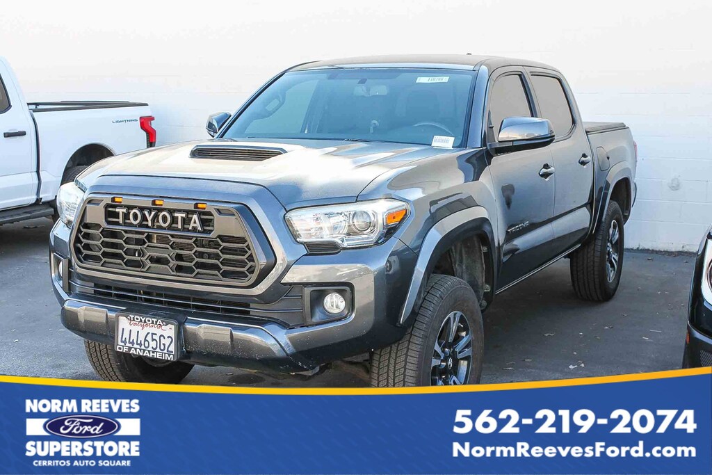 Used 2017 Toyota Tacoma TRD Sport TRD Sport Double Cab 5 Bed V6 4x2 AT