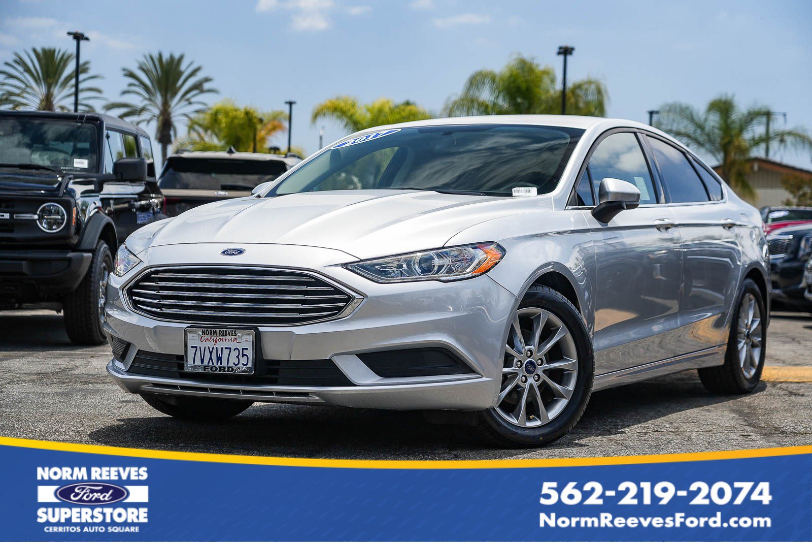 2017 Ford Fusion SE FWD's photo