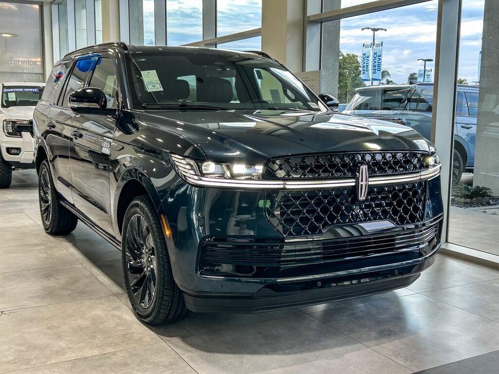 New 2026 Lincoln Navigator Reserve Reserve 4x4