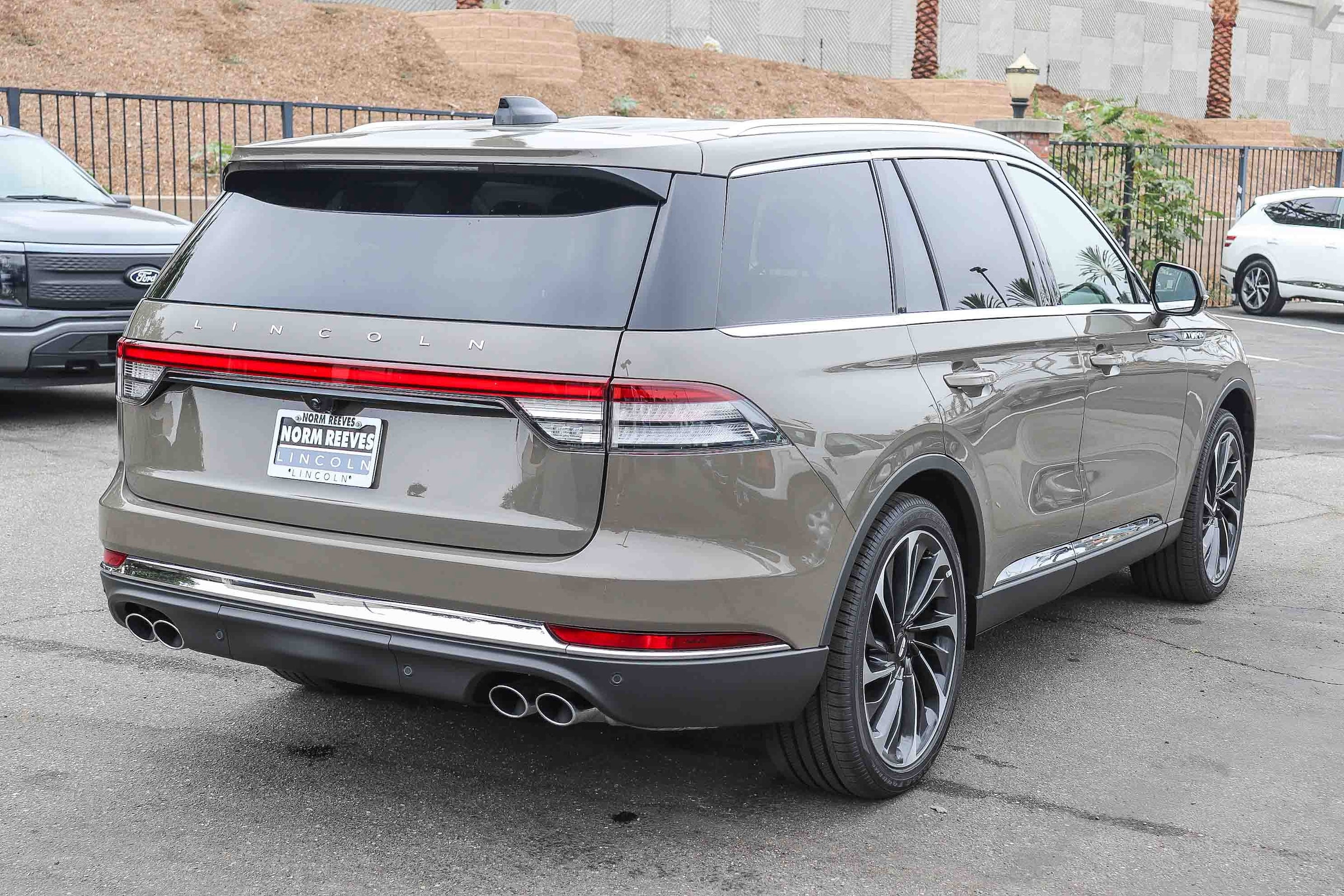 2025 Lincoln Aviator Reserve - Photo 8