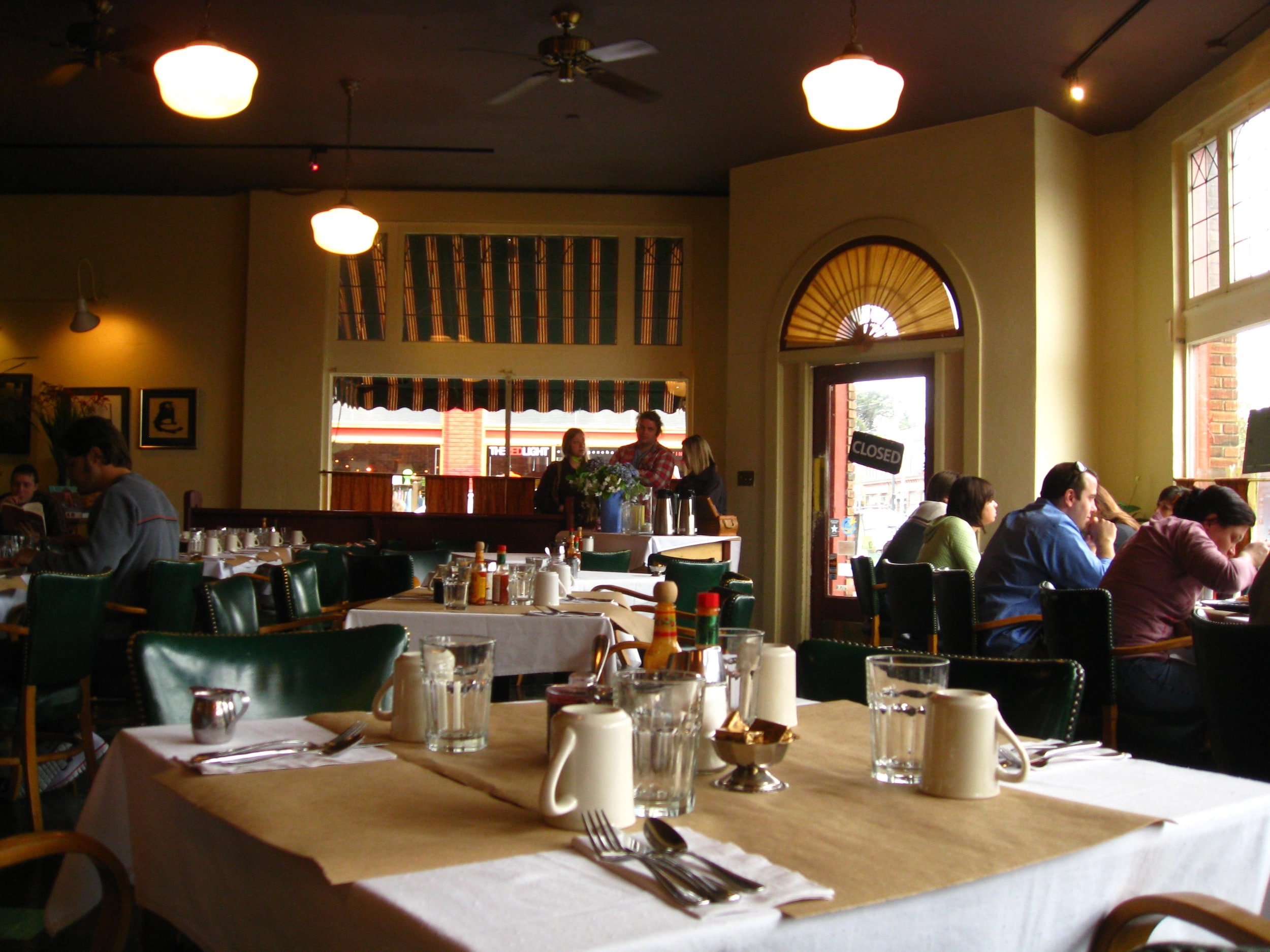 Best Cafes near Long Beach CA 