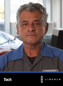 Staff member Raul Contreras-Ibarra from f60d6bdca4bd