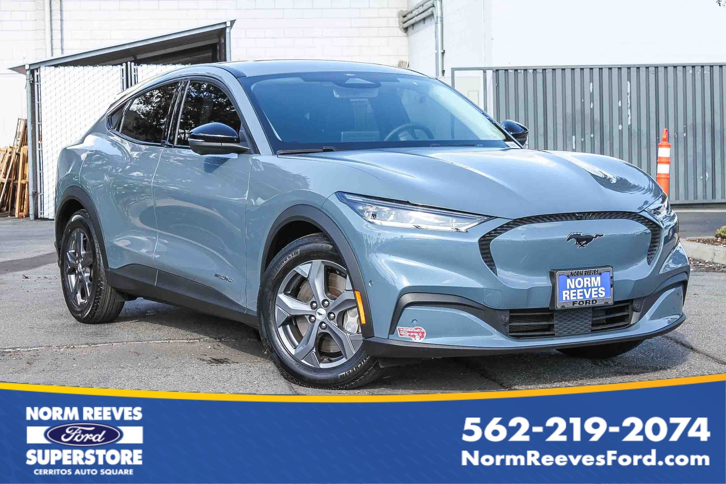 2023 Ford Mustang Mach-E Select RWD's photo