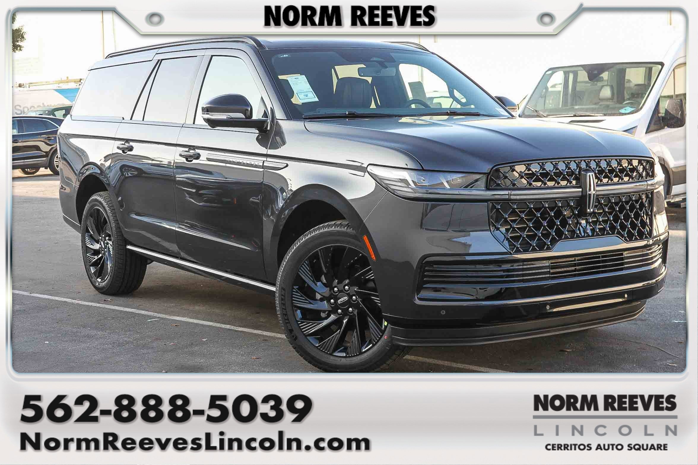 2025 Lincoln Navigator Reserve L's photo