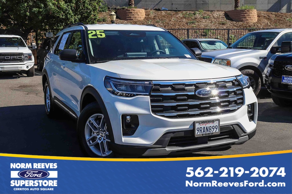 Used 2025 Ford Explorer Active Active RWD