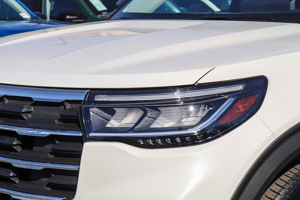 Used 2025 Ford Explorer Active Active RWD