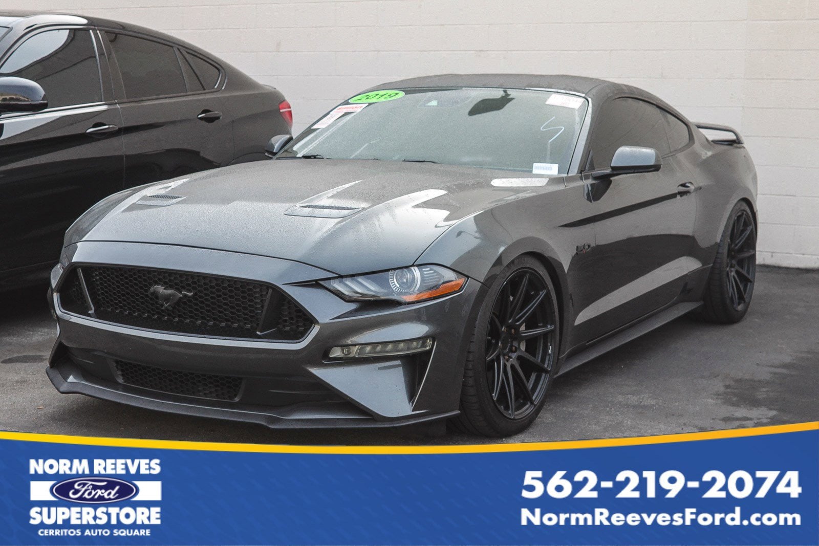 2019 Ford Mustang GT Premium's photo