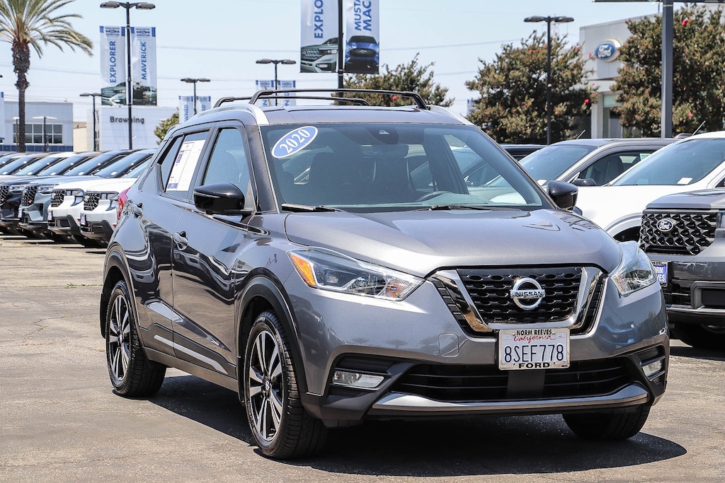 Used 2020 Nissan Kicks SR SR FWD