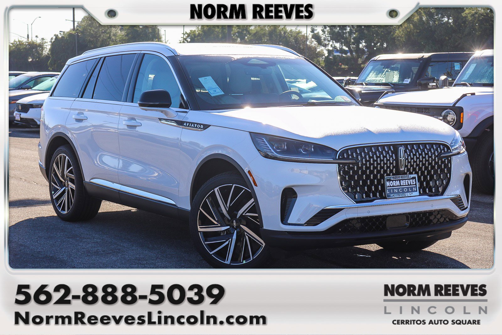 2025 Lincoln Aviator Reserve's photo