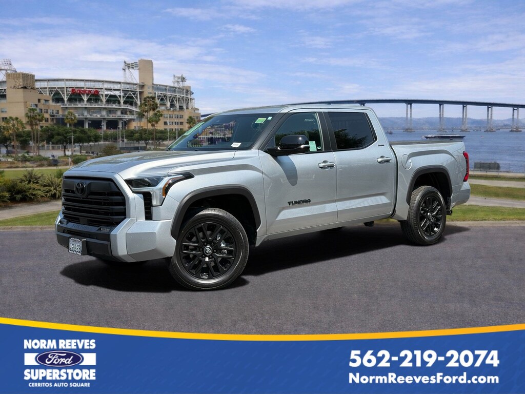 Used 2025 Toyota Tundra 4WD Limited Limited CrewMax 5.5 Bed