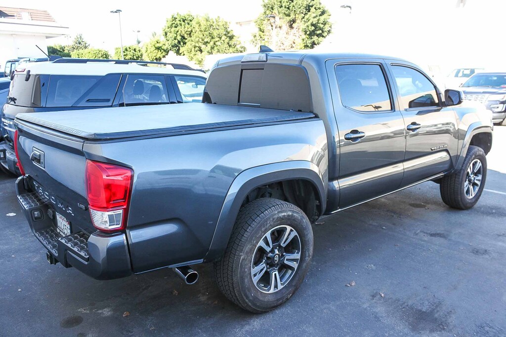 Used 2017 Toyota Tacoma TRD Sport TRD Sport Double Cab 5 Bed V6 4x2 AT