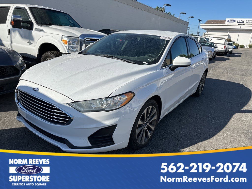 2020 Ford Fusion SE