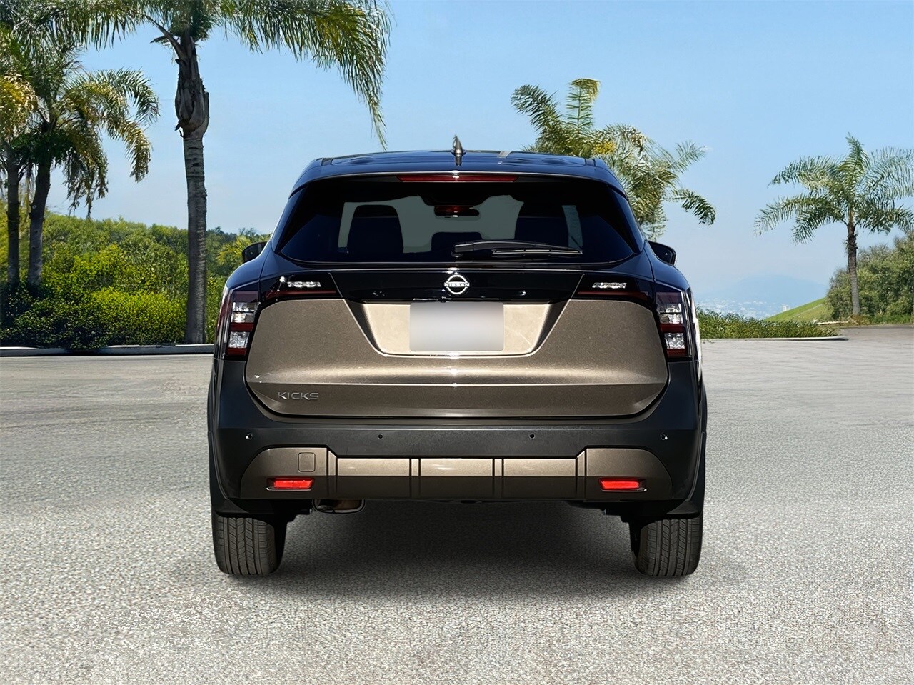 2025 Nissan Kicks SV photo 2