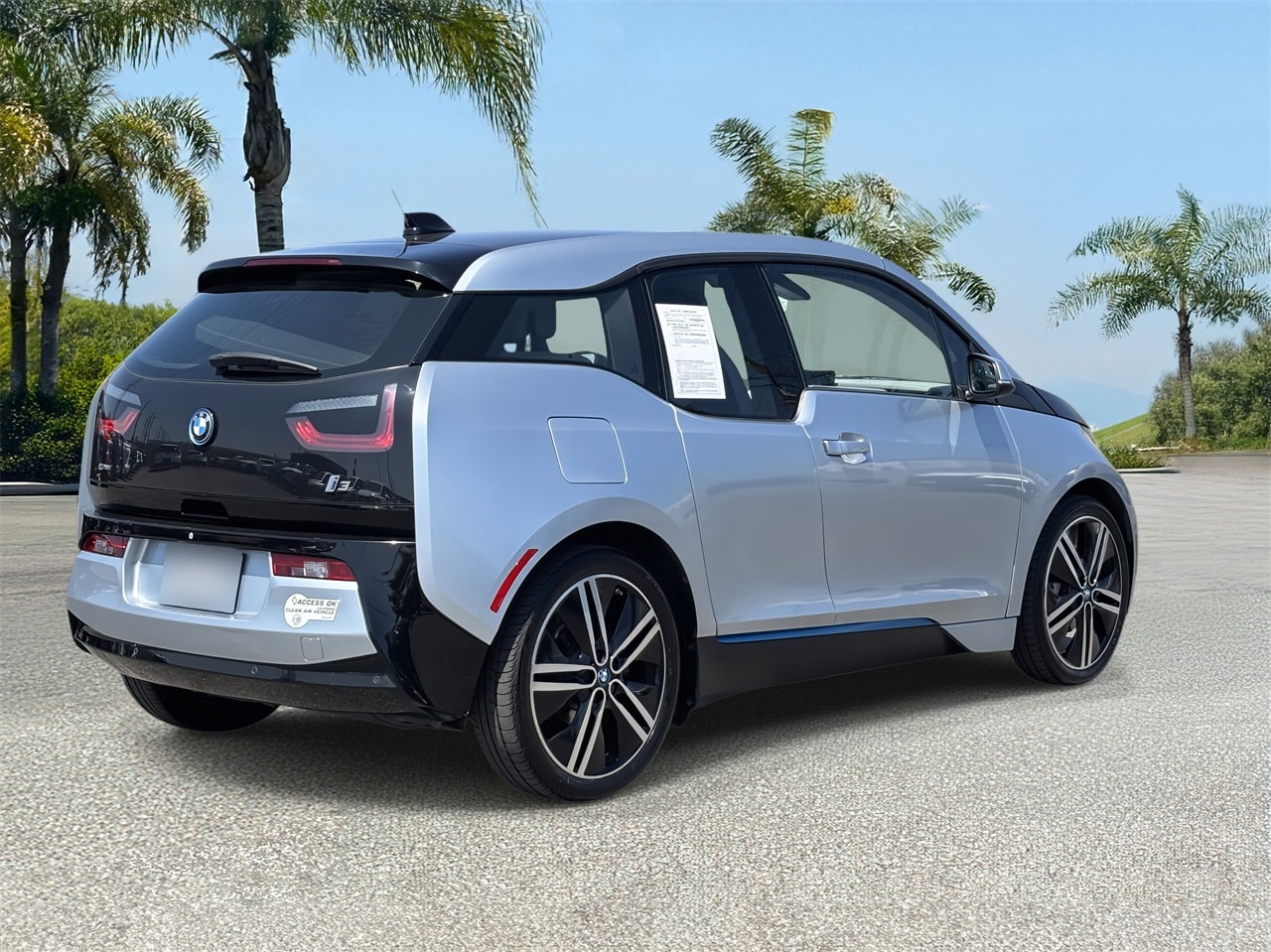 Used 2014 BMW i3 Base with VIN WBY1Z2C54EVX51138 for sale in Cerritos, CA